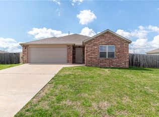 310 SW Aster St, Centerton, AR 72719