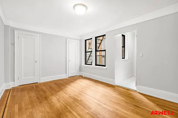 Rented by Arwell Realty | media 2