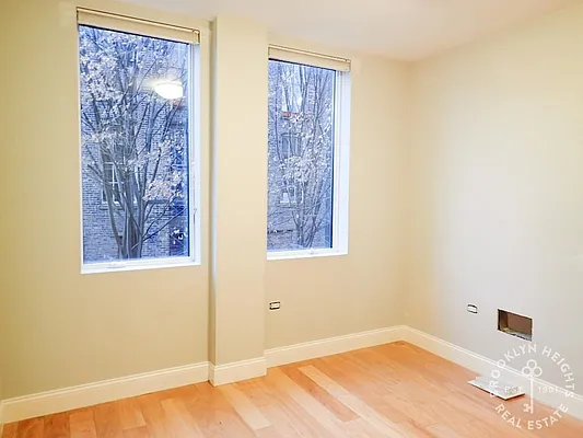 Rented by Brooklyn Heights Real Estate Inc | media 7