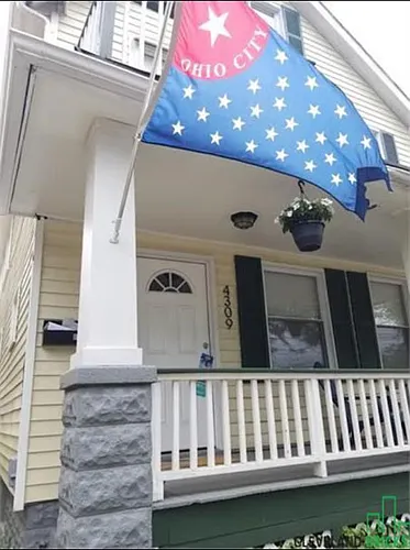 4309 Apple Ave #UP Photo 1