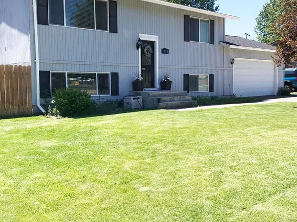 1958 12th St, Idaho Falls, ID 83404