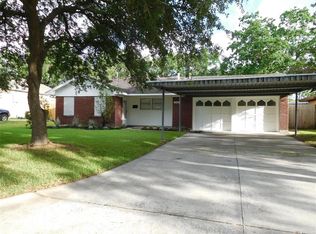 1921 17th Ave N, Texas City, TX 77590
