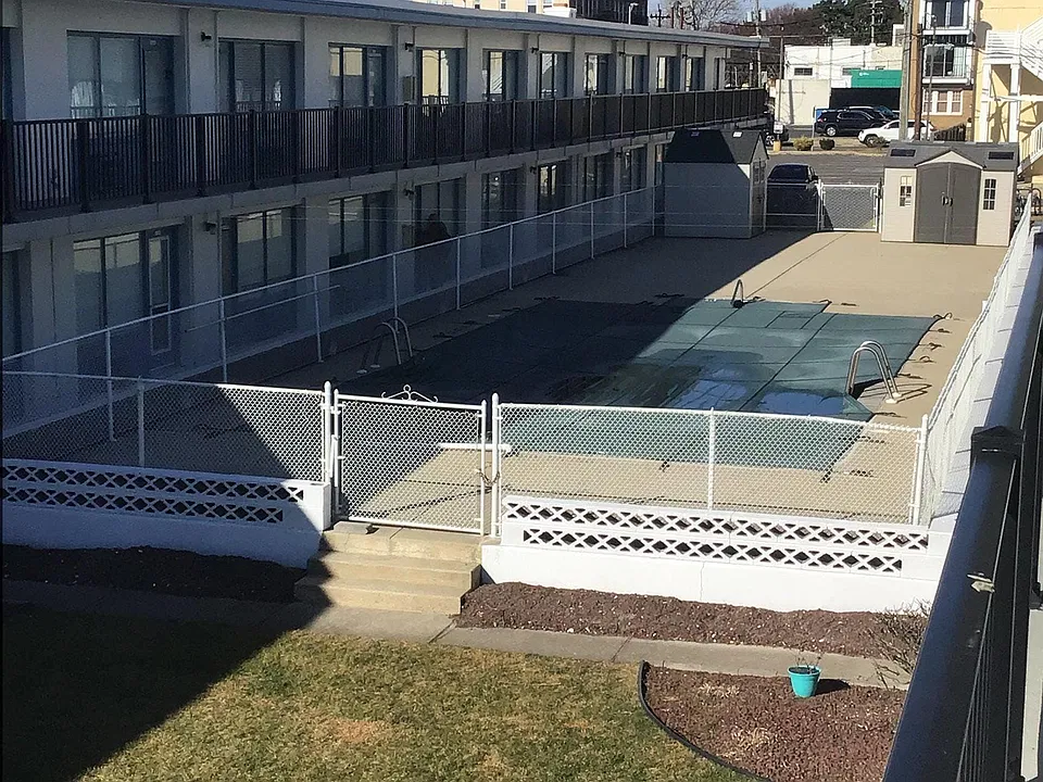 3501 Boardwalk #B228