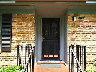 2nd image of 2003 Skyland Dr