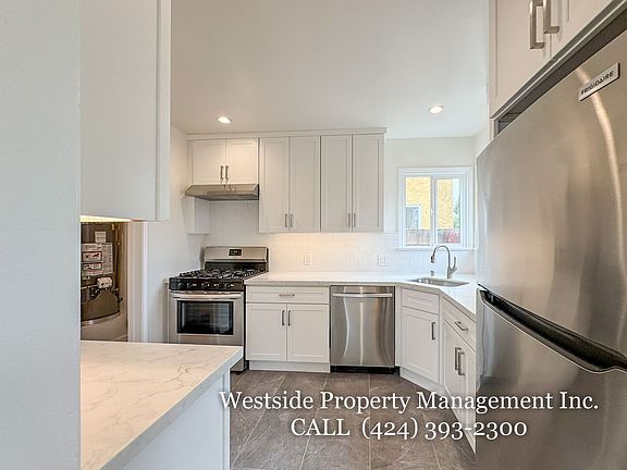 3rd image of 740 Flower Ave #740