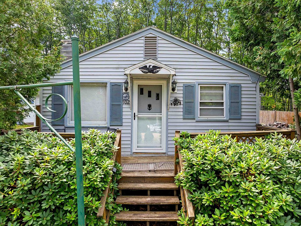 1st image of 102 Plantation Road