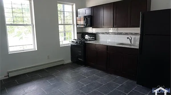 1 bed, $1,699 — Photo 3