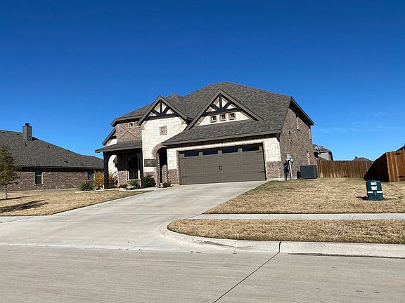 2nd image of 473 Alamosa Dr