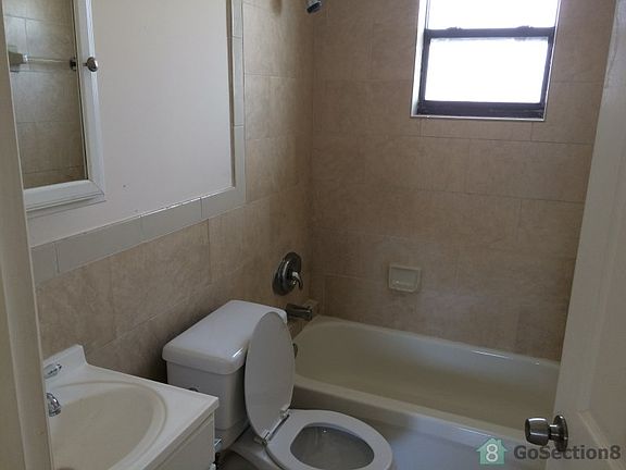 4th image of 365 NW 8th St APT 305