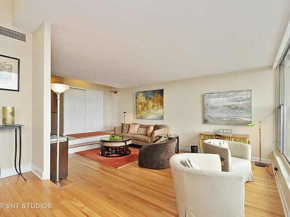 4th image of 3200 N Lake Shore Dr APT 601