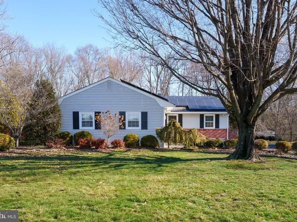 174 Hickory Corner Rd, East Windsor, NJ 08520