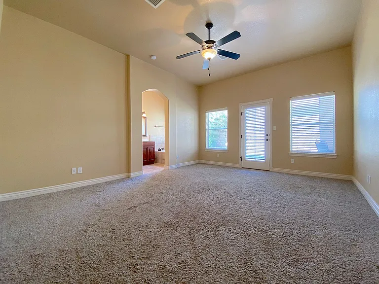 11413 Pifas Nevarez Pl — Photo 12