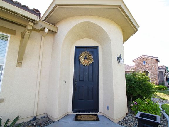 2nd image of 8290 Cabochon Way