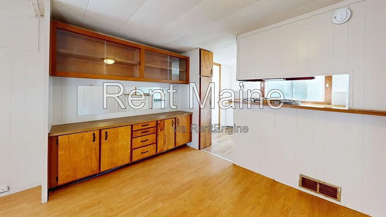 2 bed, 1.0 bath, 720 sqft, $1,100 — Photo 3