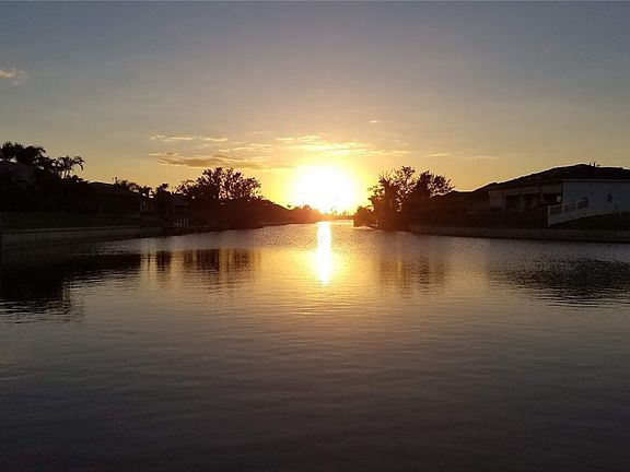3rd image of 3620 SW 8th Pl