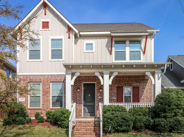 1145 Water St, Carrollton, TX 75007