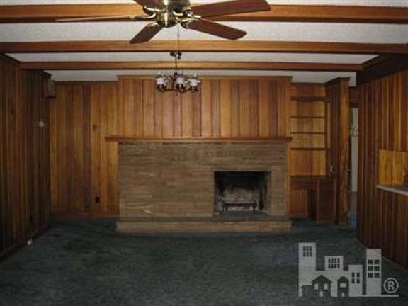 2nd image of 315 Pine Valley Dr