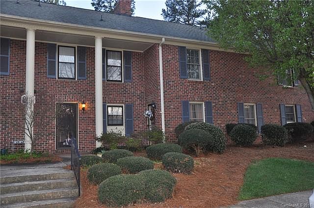 1st image of 811-5 Jamestown Dr #5