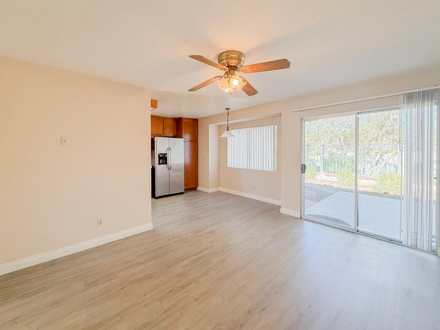 3 bed, 1475 sqft, $3,980 — Photo 4