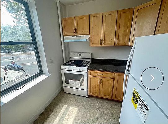 2nd image of 66-01 99th St #3E