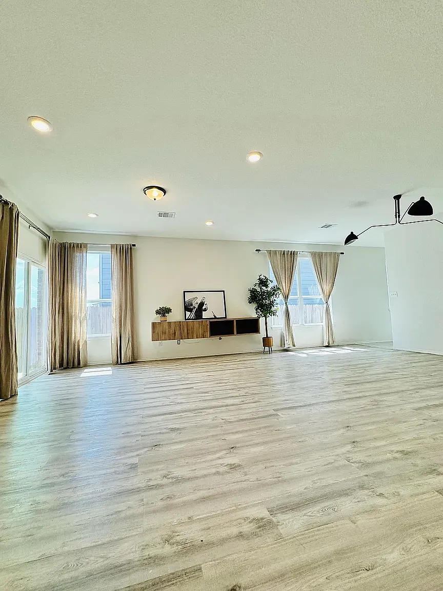Building Photo - 304 Lemon Light Ln