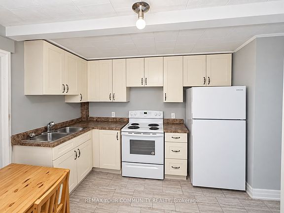 4th image of 66 Prospect St Unit 2