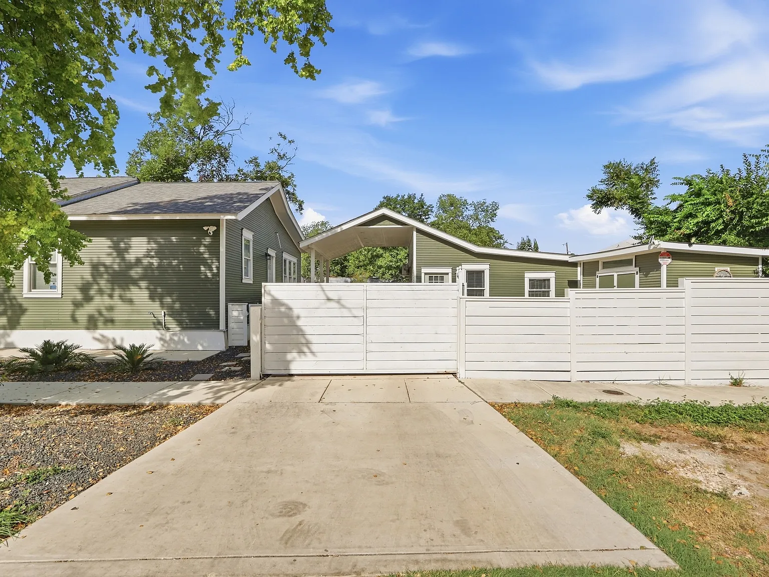 417 Willow St — Photo 3