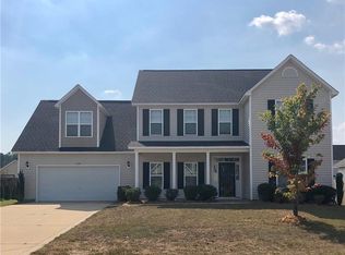 1431 Seabiscuit Dr, Parkton, NC 28371