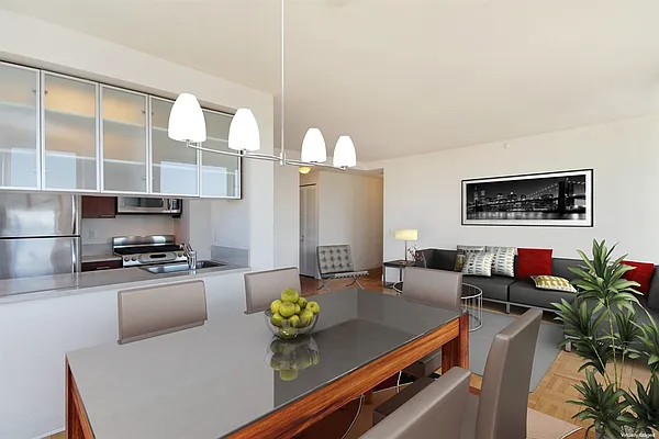 Rented by Corcoran | media 31