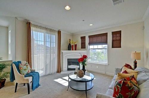 4th image of 2737 Tanglewood Dr