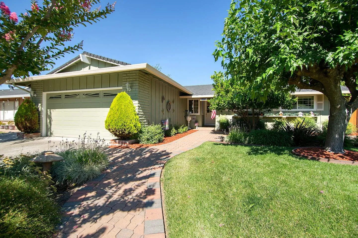 8602 Ousley Dr photo 1