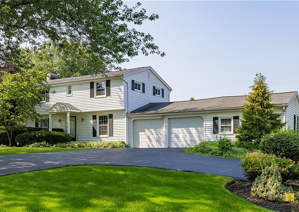 1st image of 17 Candlewood Dr