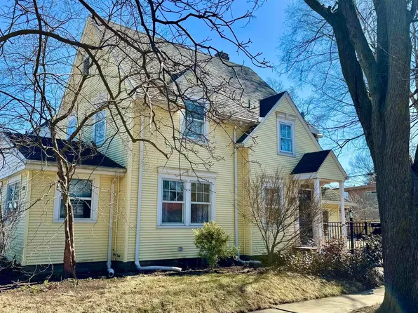 1202 E Victoria St, South Bend, IN 46614