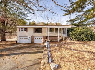 162 Sandersdale Rd, Charlton, MA 01507