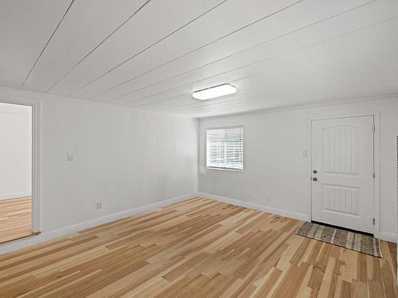 5th image of 501.5 Dela Vina Ave