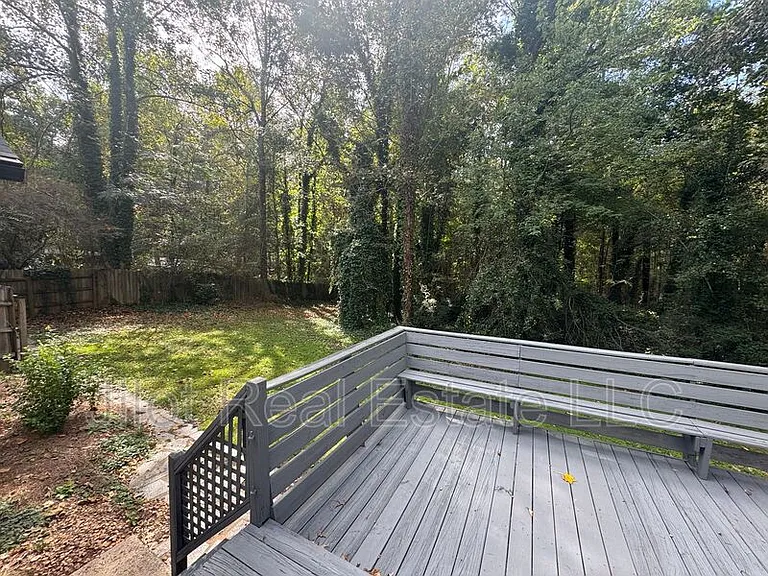 63 Lakeview Ln — Photo 21