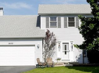 1600 Ash Ave, Woodstock, IL 60098