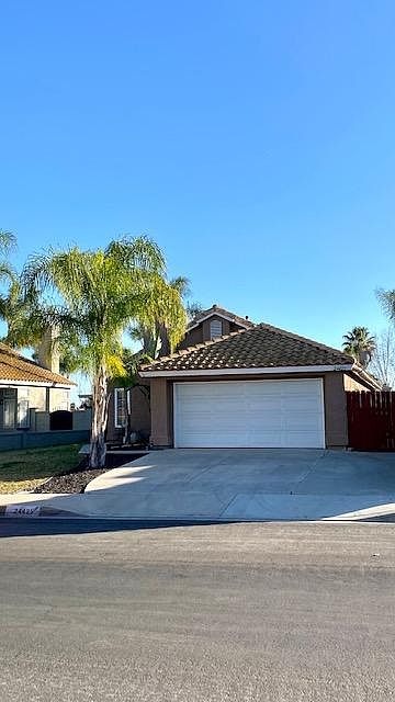 1st image of 24425 Camino Vasco