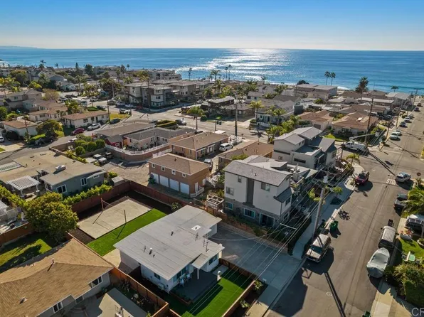 245 Hemlock Ave, Carlsbad, CA 92008