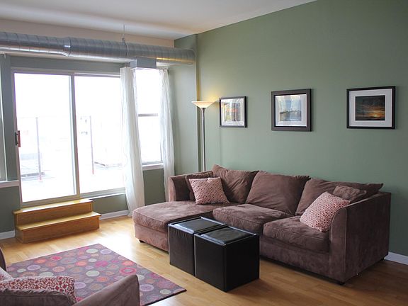 5th image of 304-1225 W Morse Ave #304
