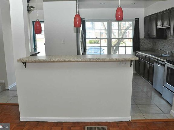 4th image of 1911 Mariner Ln