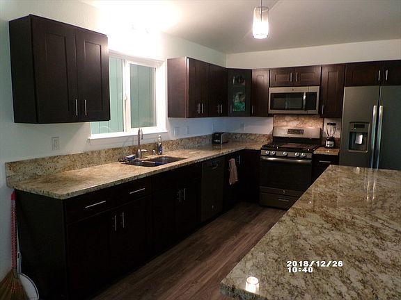 3rd image of 15-2776 Mano St