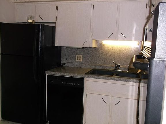 5th image of 2362 Jamaican St APT 18