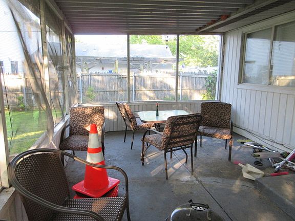 3rd image of 4265 Arbury Ln