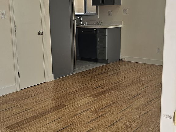 2nd image of 829 2nd Ln #A