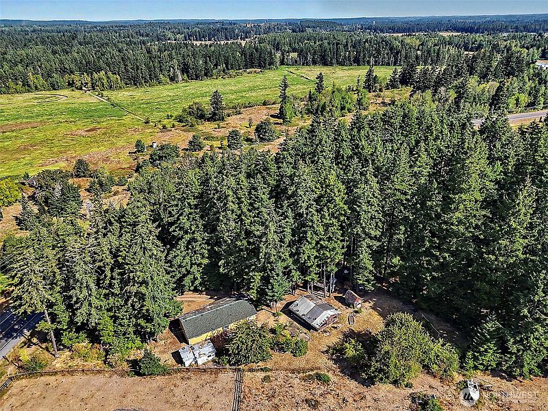 4th image of 13441 Vail Road SE