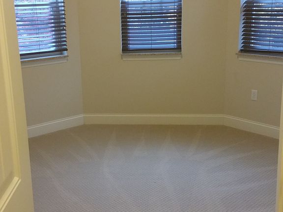 5th image of 4 Equestrian Ln APT 8