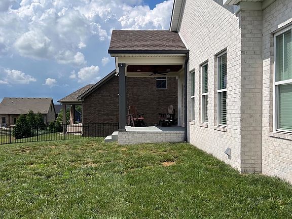 3rd image of 6579 Summer Shade Cir