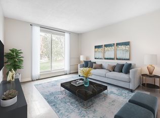 922 Wonderland Rd S #3B85D1128, London, ON N6K2V8