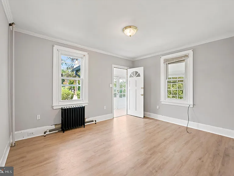 729 Haverford Rd — Photo 15